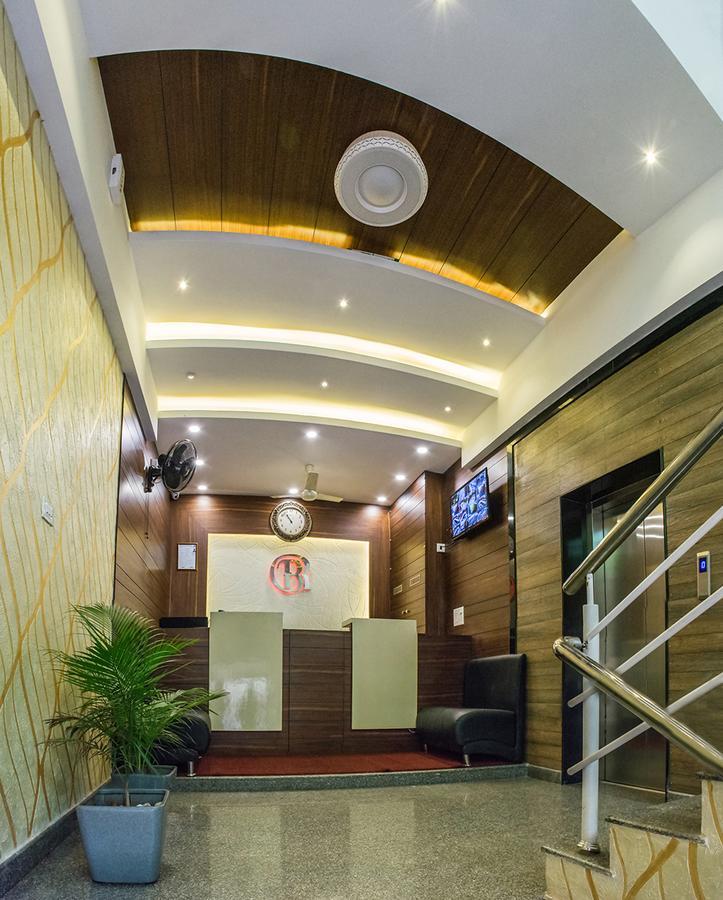 Hotel Bombay Residency--Bombay Lucky Restaurant Mangalore Ngoại thất bức ảnh